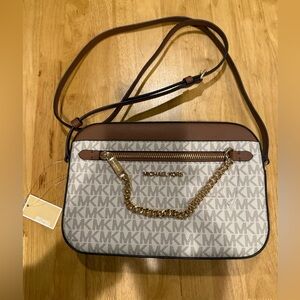 MWT Michael Kors Jet Set Tan and Cream Logo Crossbody Bag